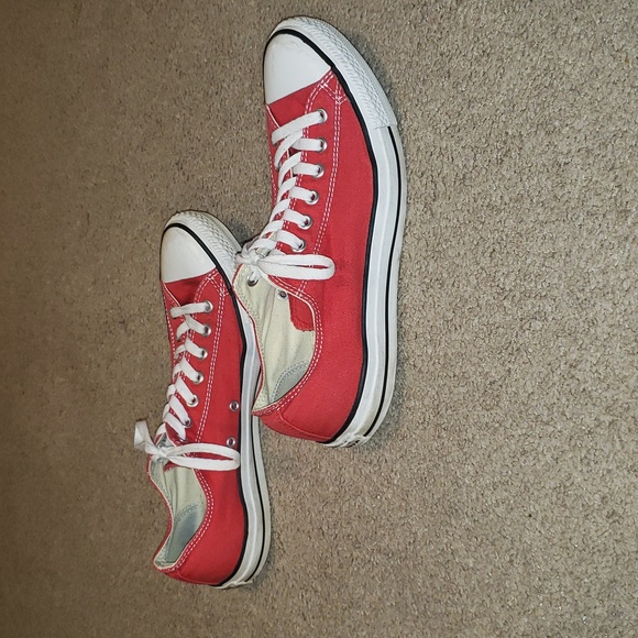 Classic mens red & white Converse All Star sneakers. Mens sz 10, Women's 12. - Picture 3 of 13